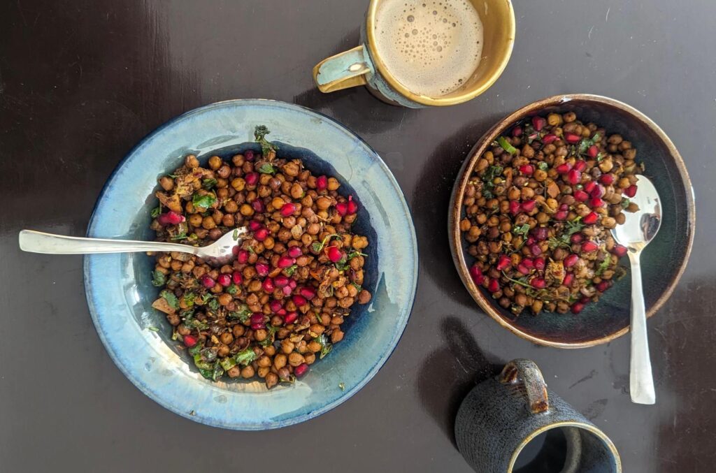 Vegan Breakfast Recipe: Spiced roasted chana (bengal gram)